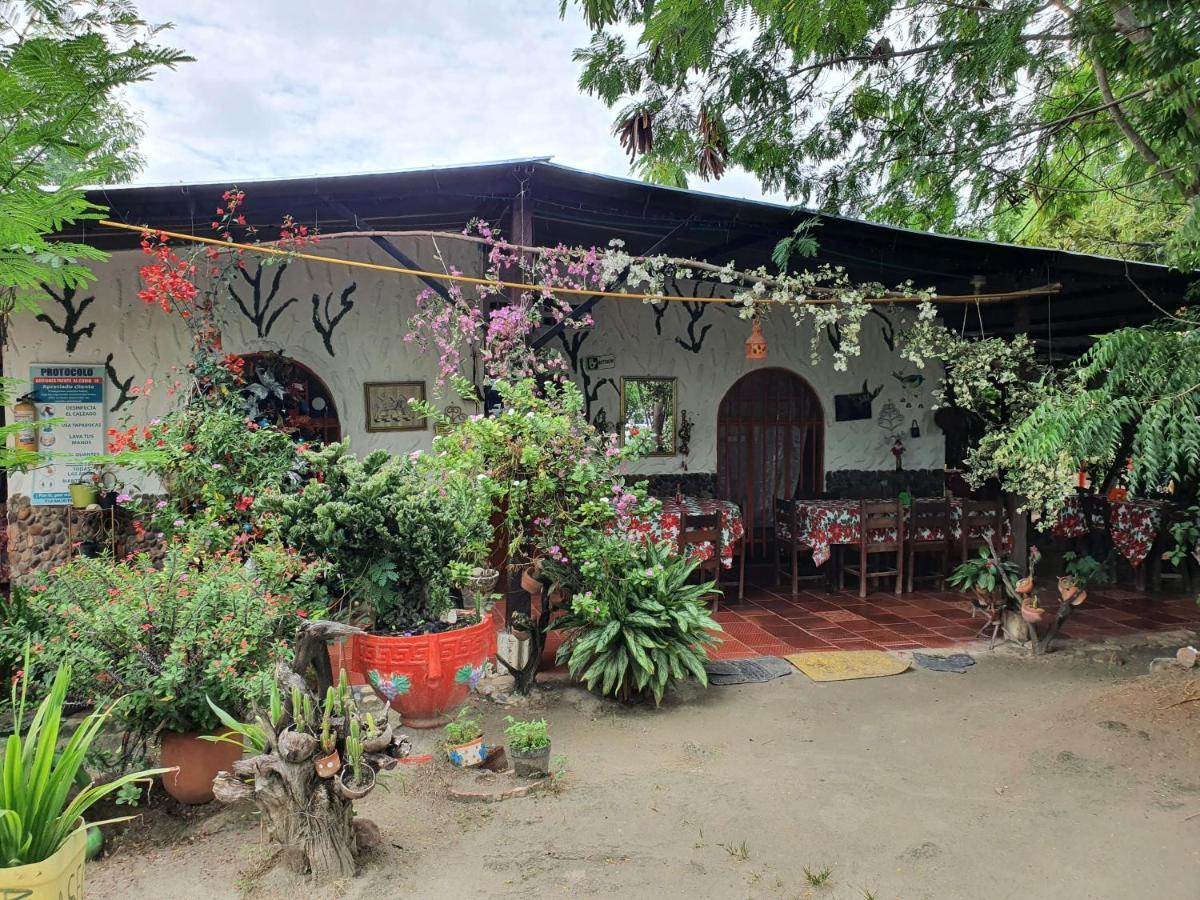 Alojamiento Casa De Campo Los Cactus Villavieja Zewnętrze zdjęcie